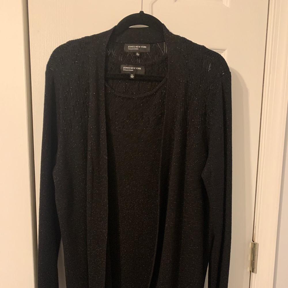 Jones New York - Black shimmery silver twin set XL. Beautiful!